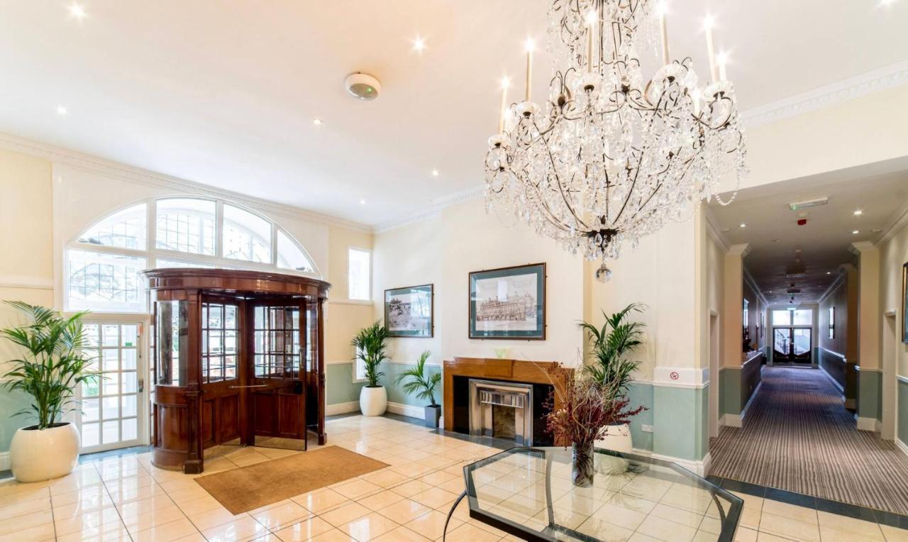 Modern Family Apartment Free Parking And Gym By Beach Bournemouth Buitenkant foto
