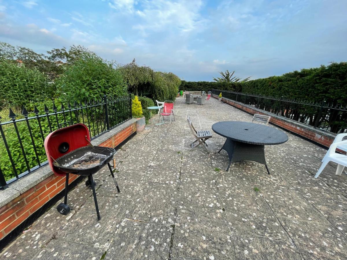 Modern Family Apartment Free Parking And Gym By Beach Bournemouth Buitenkant foto