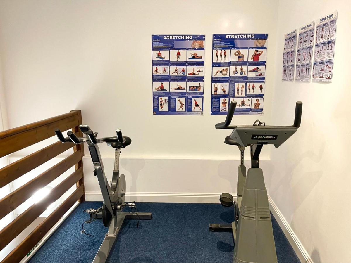 Modern Family Apartment Free Parking And Gym By Beach Bournemouth Buitenkant foto