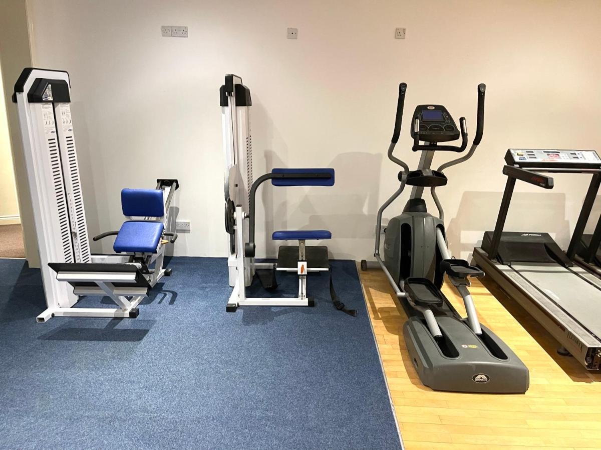 Modern Family Apartment Free Parking And Gym By Beach Bournemouth Buitenkant foto