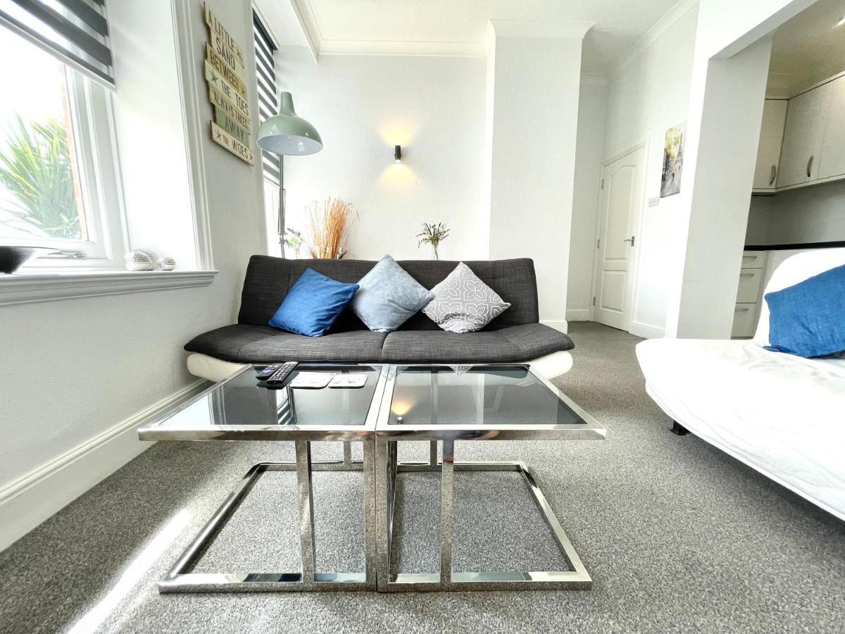 Modern Family Apartment Free Parking And Gym By Beach Bournemouth Buitenkant foto